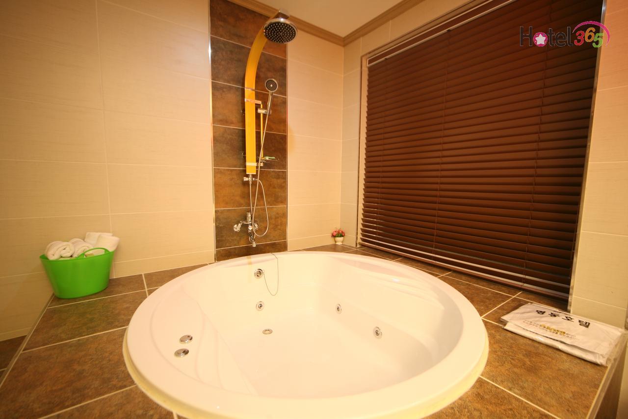 Chuncheon Myeongdong Hotel Dış mekan fotoğraf