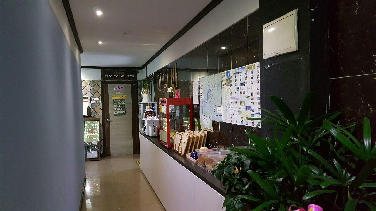 Chuncheon Myeongdong Hotel Dış mekan fotoğraf