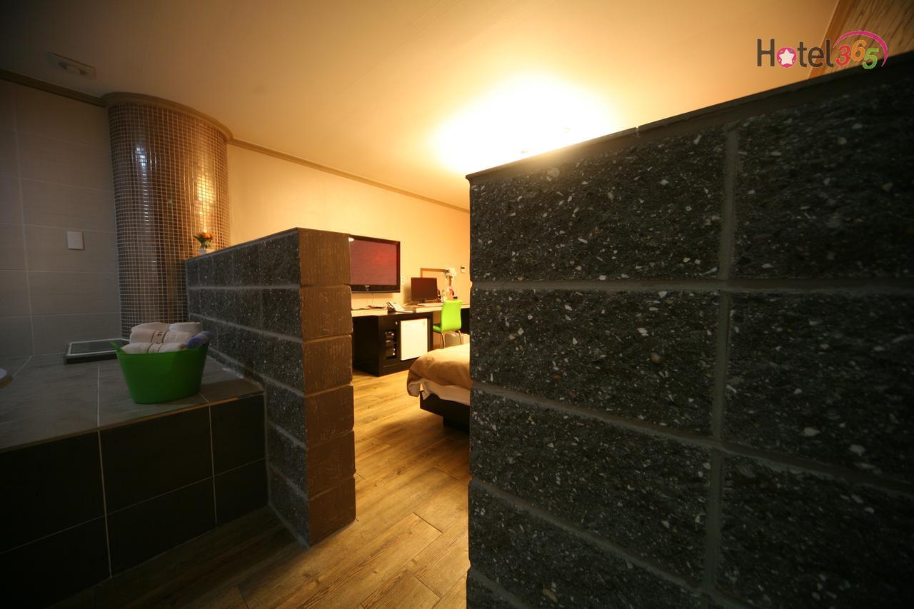 Chuncheon Myeongdong Hotel Dış mekan fotoğraf