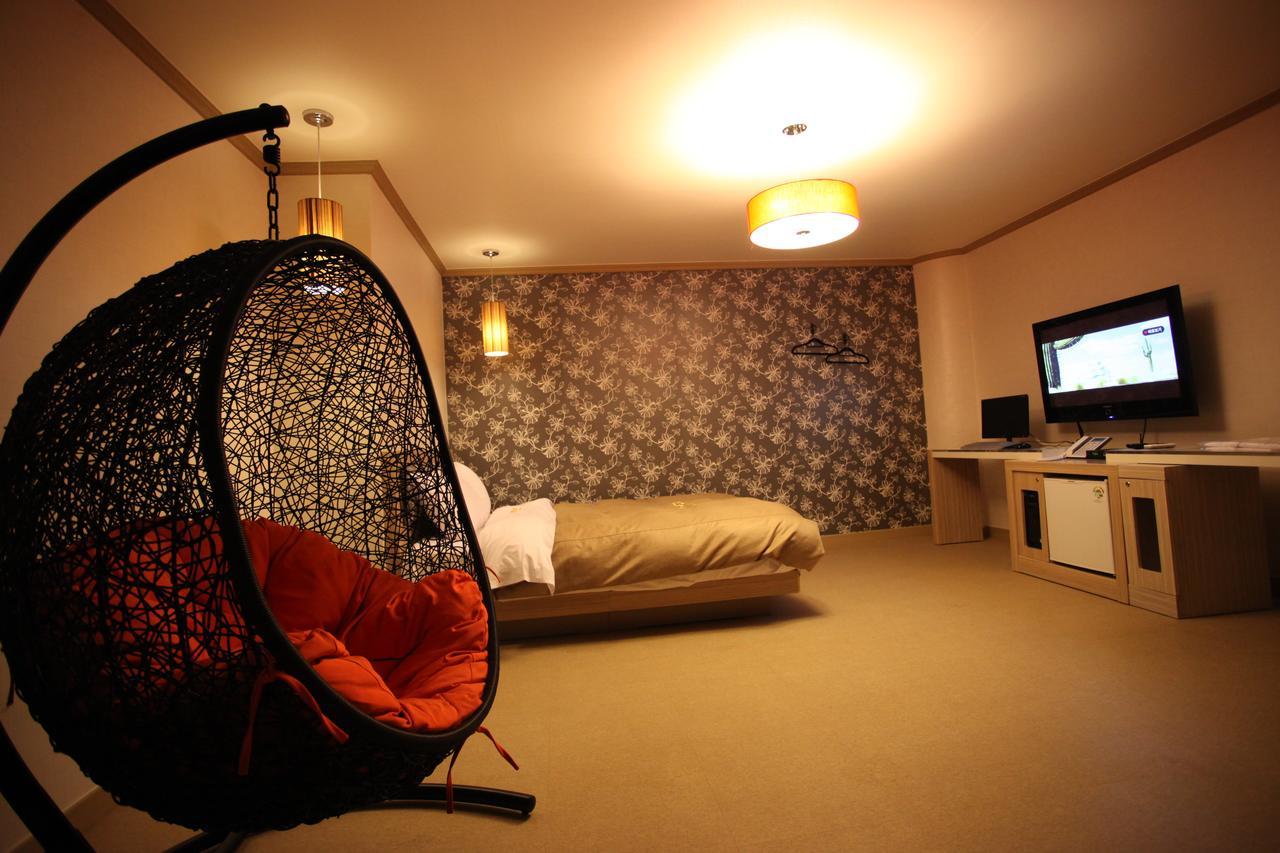 Chuncheon Myeongdong Hotel Dış mekan fotoğraf
