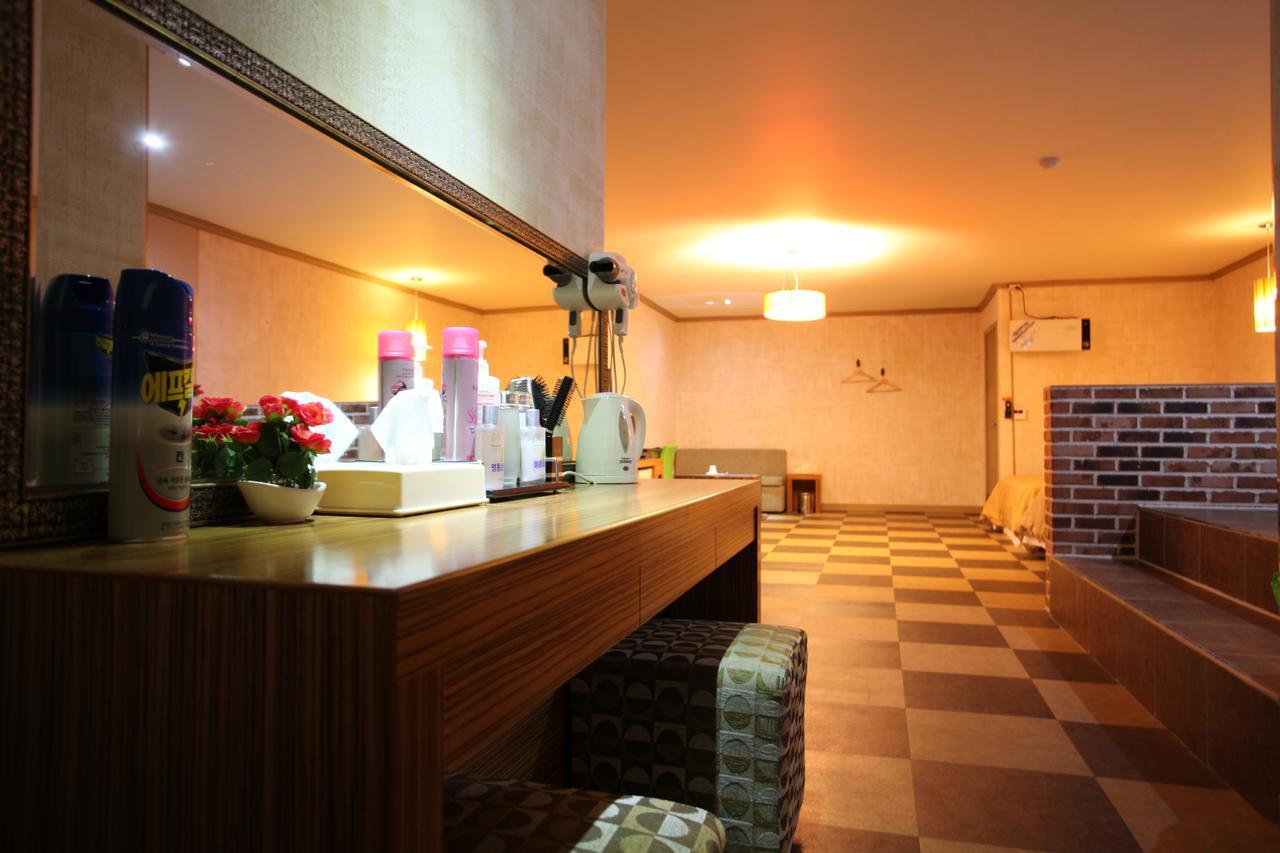 Chuncheon Myeongdong Hotel Dış mekan fotoğraf